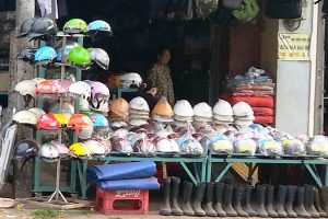 Đội mũ bảo hiểm thời trang có bị phạt không?