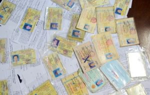 Giấy tờ xe gồm những gì? Mức phạt lỗi không có/ không mang giấy tờ xe