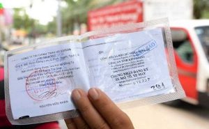 Không bắt buộc phải mang theo bản gốc giấy tờ xe khi đi đường