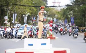 Mức phạt người không chấp hành hiệu lệnh của CSGT 2021 thế nào?