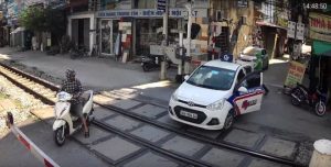 Xe chưa có biển số, lưu thông trên đường có bị phạt không?