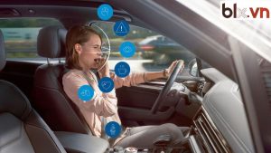 Tuân thủ các quy tắc giao thông