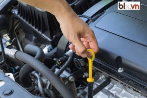 Cập nhật dầu xe hơi là một trong những bước quan trọng nhất để giữ cho chiếc xe của bạn hoạt động tốt và an toàn